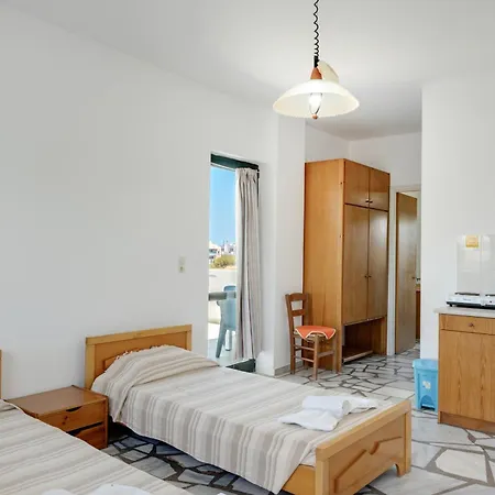 Ilios&irene 8 Bed & Breakfast 4*