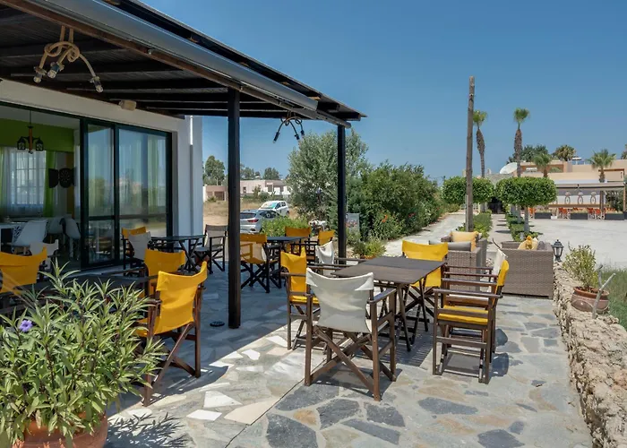 Ilios And Irene 8 Bed and breakfast