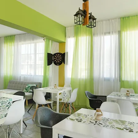 Ilios And Irene 8 Bed and Breakfast Μαστιχάρι