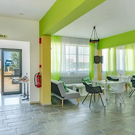 Ilios And Irene 8 Bed and Breakfast