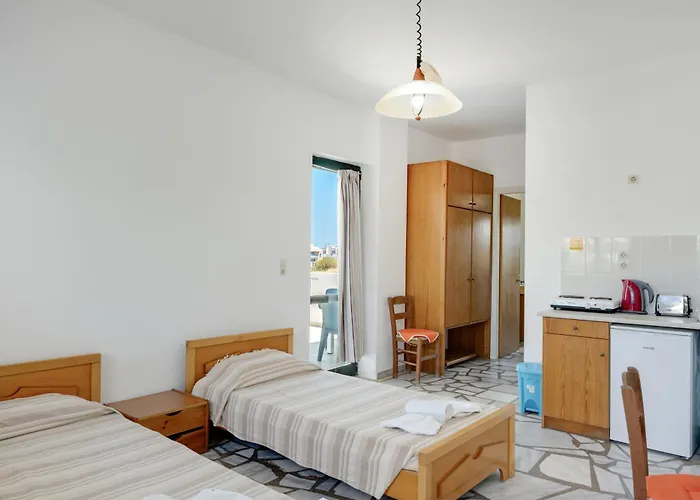 Ilios And Irene 8 Bed and Breakfast 4*